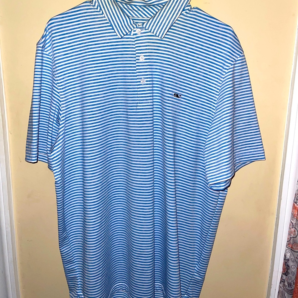 Large Vineyard Vines Polo
